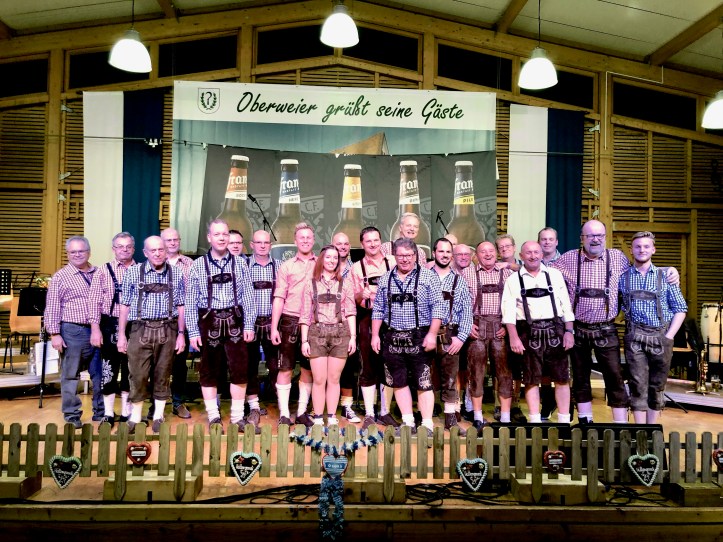 Die Eichelbergmusikanten bei der Hüttengaudi